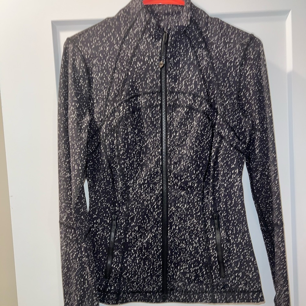 Lululemon Jacket, size 6
